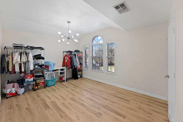 5921 Ash Flat Drive, Fort Worth, TX 76131