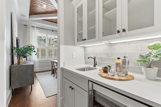 2209 20th Ave, S, Nashville, TN 37212