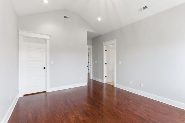 2209 20th Ave, S, Nashville, TN 37212