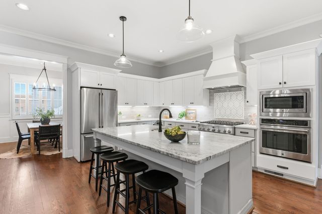 2209 20th Ave, S, Nashville, TN 37212