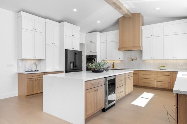 8924 Maple Hill Ln, Orangevale, CA 95662