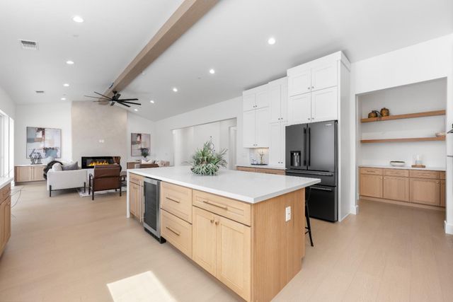 8924 Maple Hill Ln, Orangevale, CA 95662