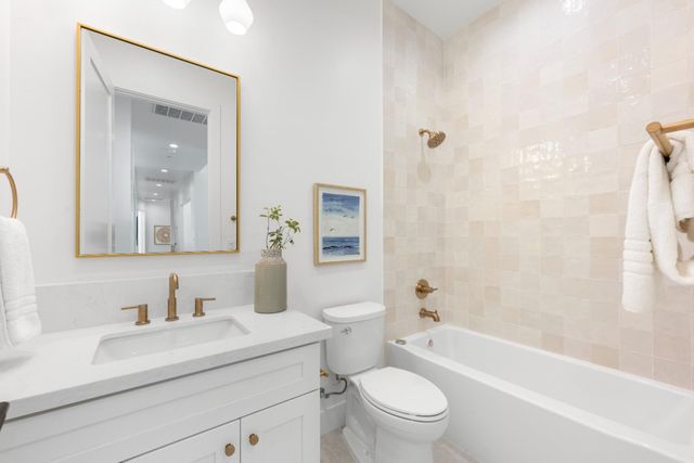 8924 Maple Hill Ln, Orangevale, CA 95662