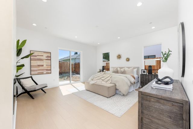 8924 Maple Hill Ln, Orangevale, CA 95662