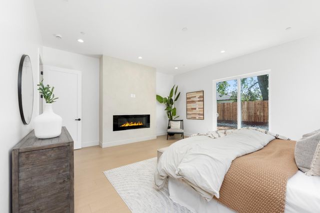 8924 Maple Hill Ln, Orangevale, CA 95662