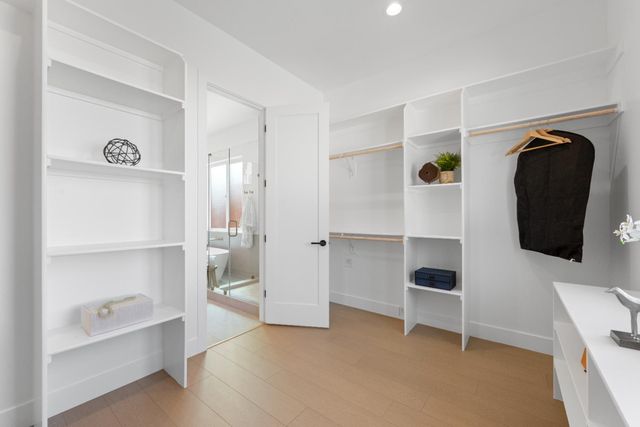 8924 Maple Hill Ln, Orangevale, CA 95662