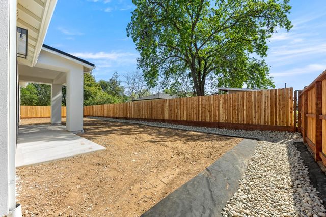 8924 Maple Hill Ln, Orangevale, CA 95662