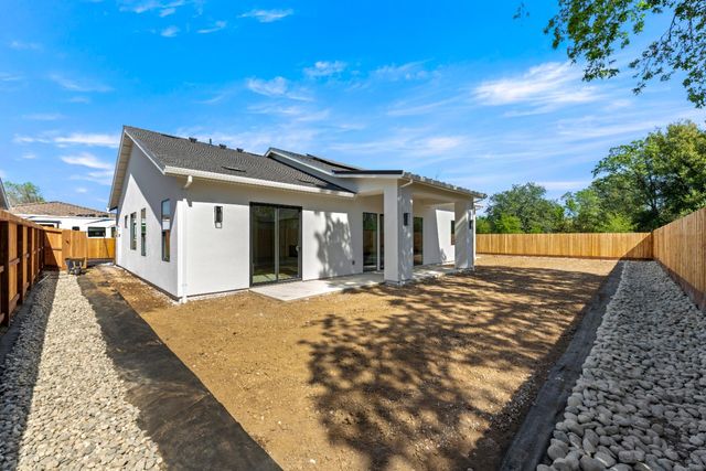 8924 Maple Hill Ln, Orangevale, CA 95662