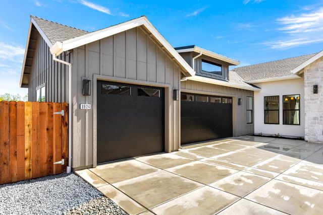 8924 Maple Hill Ln, Orangevale, CA 95662