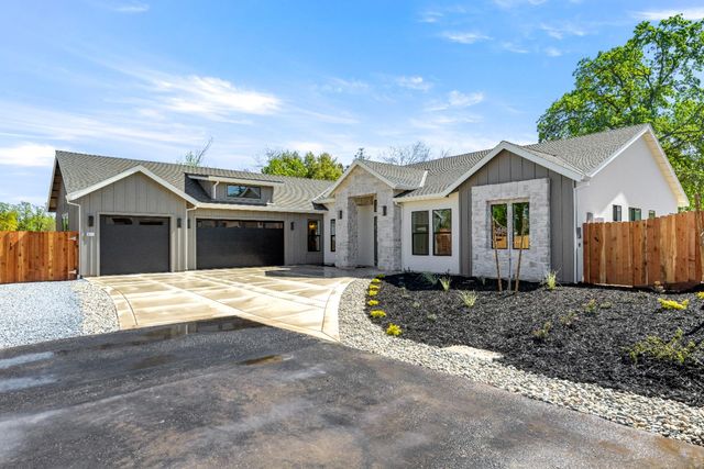 8924 Maple Hill Ln, Orangevale, CA 95662