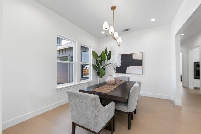 8924 Maple Hill Ln, Orangevale, CA 95662