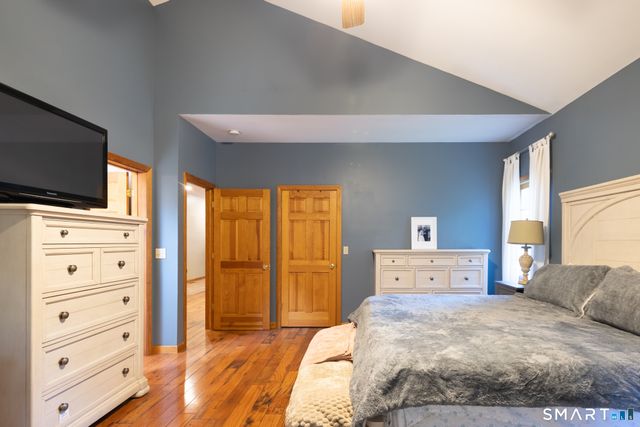 41 Wilson Drive, Oxford, CT 06478
