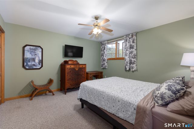 41 Wilson Drive, Oxford, CT 06478