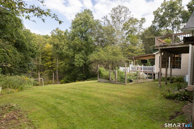 41 Wilson Drive, Oxford, CT 06478