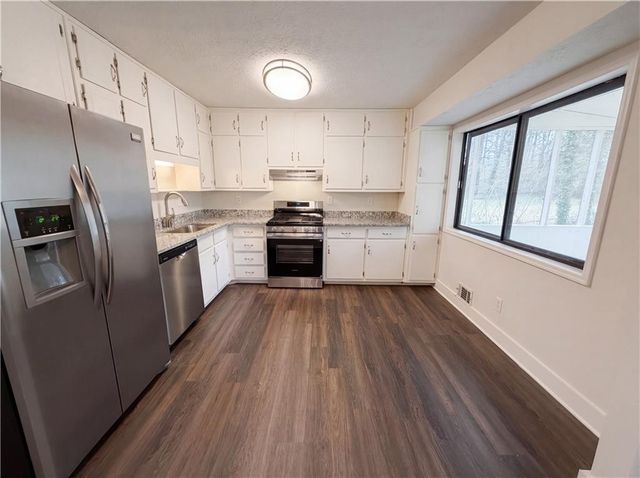 791 Cedar Lake Drive SE, Conyers, GA 30094