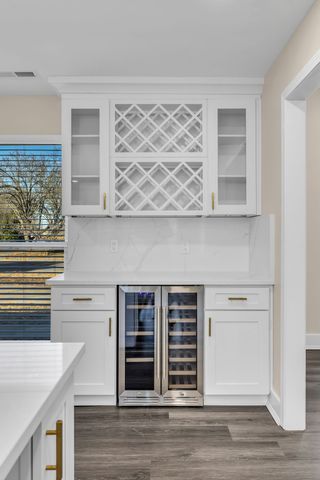 1819 Haynes Dr, Murfreesboro, TN 37129