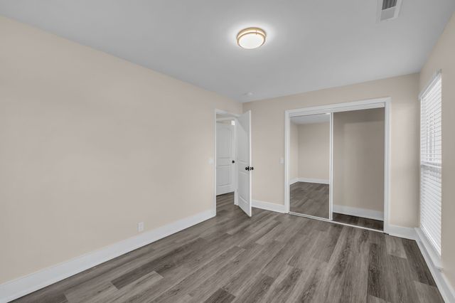 1819 Haynes Dr, Murfreesboro, TN 37129