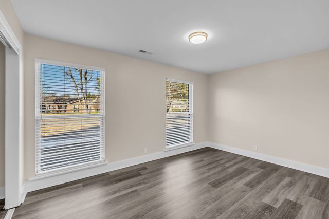 1819 Haynes Dr, Murfreesboro, TN 37129