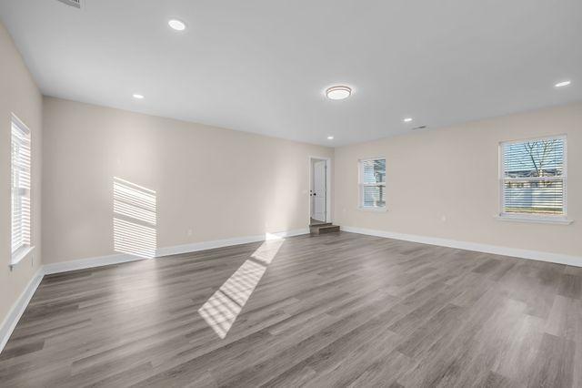 1819 Haynes Dr, Murfreesboro, TN 37129