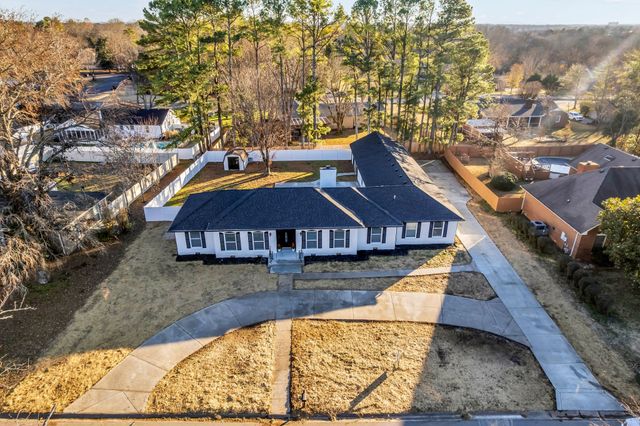 1819 Haynes Dr, Murfreesboro, TN 37129