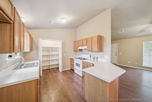 1410 Southaven Road, Claremore, OK 74019
