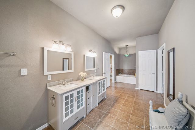 1410 Southaven Road, Claremore, OK 74019