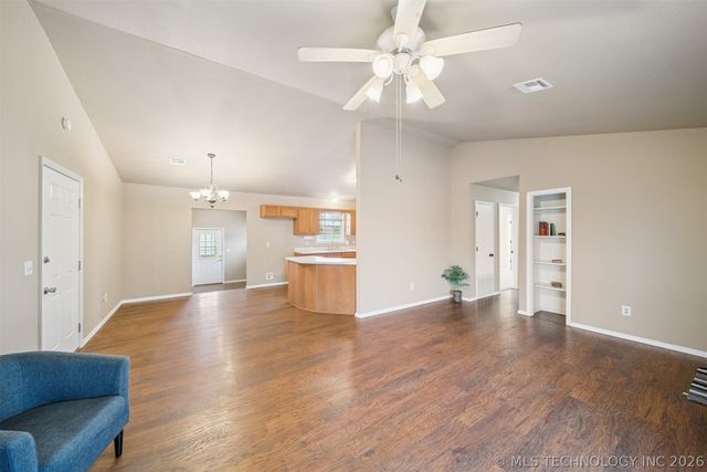 1410 Southaven Road, Claremore, OK 74019