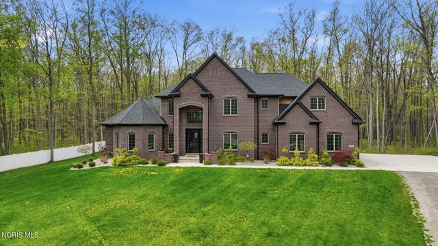 2415 N Crissey Road, Sylvania, OH 43560