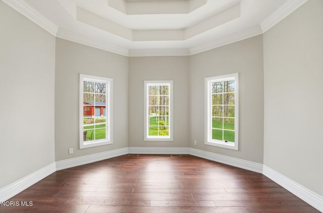 2415 N Crissey Road, Sylvania, OH 43560