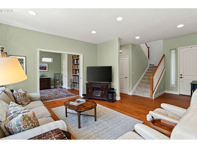 158 MUIRFIELD Ave, Salem, OR 97306