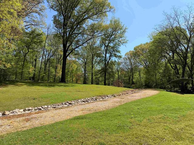6230 OLD MILLINGTON RD, Unincorporated, TN 38053