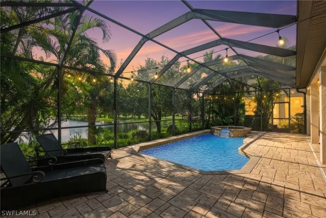 8843 Tropical CT, Fort Myers, FL 33908