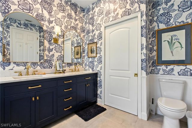 8843 Tropical CT, Fort Myers, FL 33908