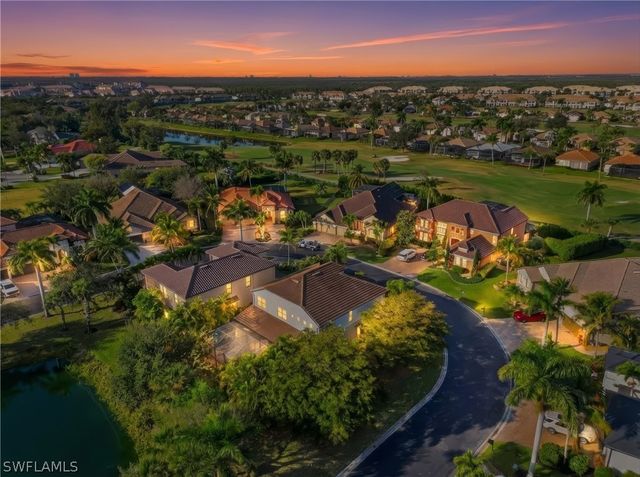 8843 Tropical CT, Fort Myers, FL 33908