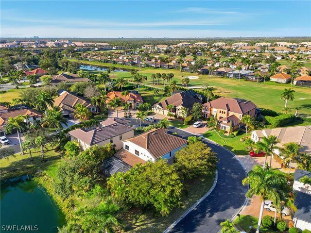 8843 Tropical CT, Fort Myers, FL 33908