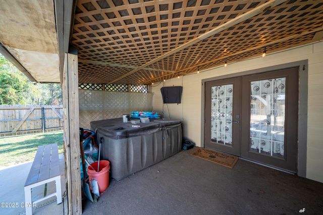 1803 W 25th Street, Panama City, FL 32405