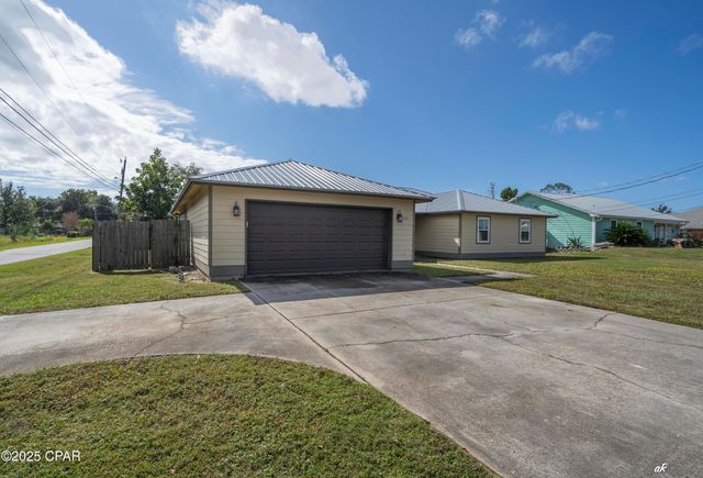 1803 W 25th Street, Panama City, FL 32405