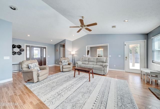 1803 W 25th Street, Panama City, FL 32405