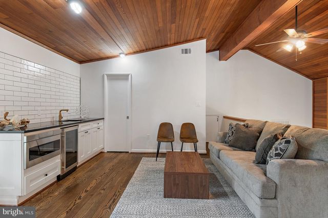 4 BUNKERS CT, Grasonville, MD 21638