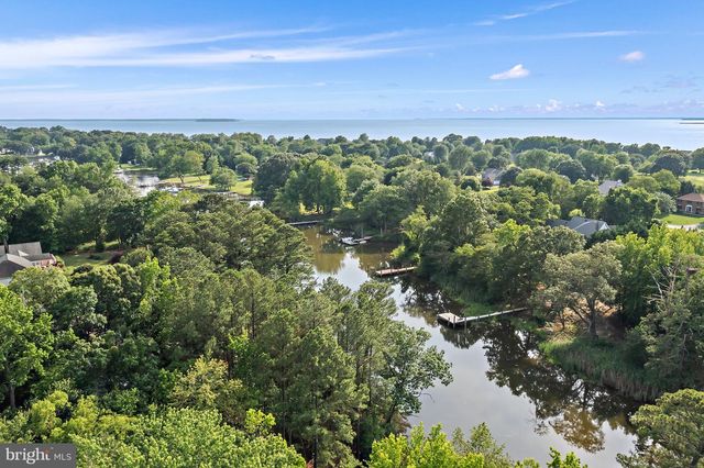 4 BUNKERS CT, Grasonville, MD 21638