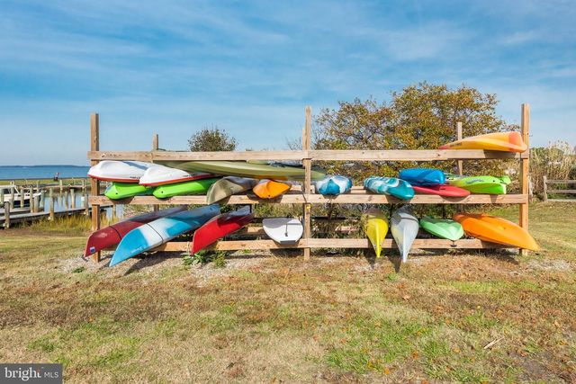 4 BUNKERS CT, Grasonville, MD 21638