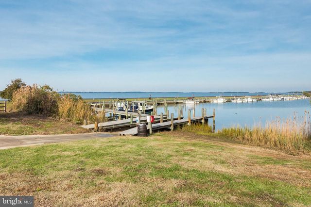 4 BUNKERS CT, Grasonville, MD 21638