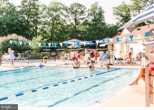 4 BUNKERS CT, Grasonville, MD 21638