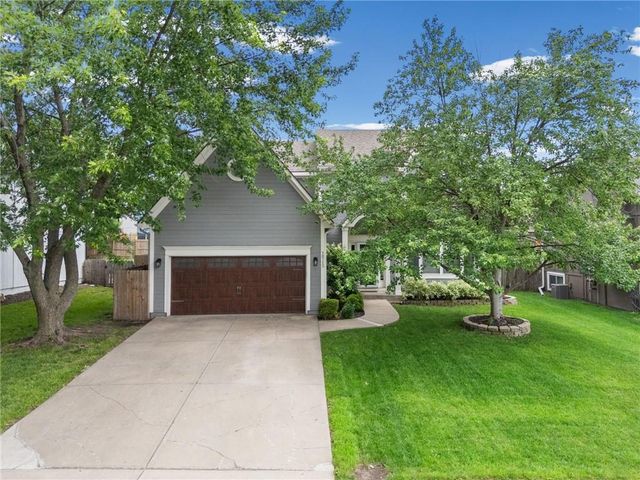 18713 W 160th Street, Olathe, KS 66062