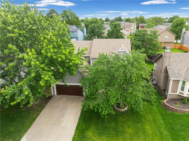 18713 W 160th Street, Olathe, KS 66062