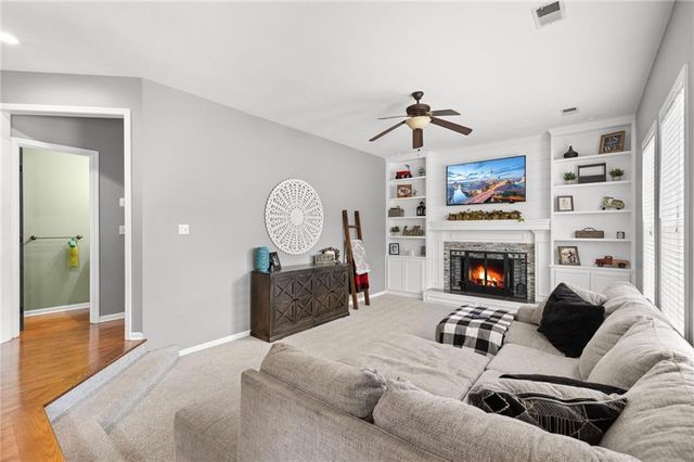 18713 W 160th Street, Olathe, KS 66062