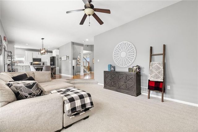 18713 W 160th Street, Olathe, KS 66062