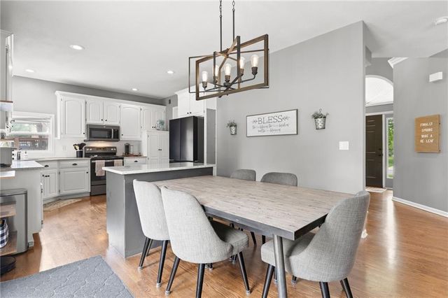 18713 W 160th Street, Olathe, KS 66062
