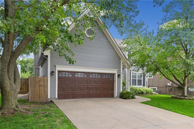 18713 W 160th Street, Olathe, KS 66062