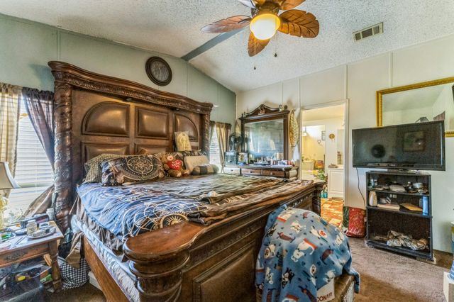 129 Eagle Ridge Drive, Waxahachie, TX 75165